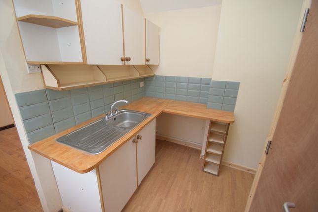 Flat to rent in Fore Street, Redruth
