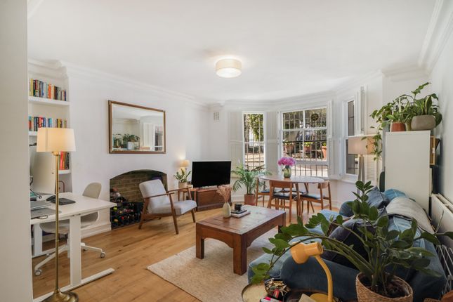Flat A, 93, Oxford Gardens, London photo 4