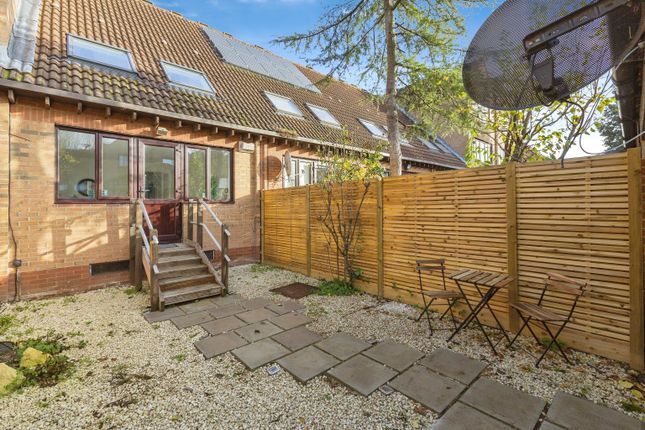 Terraced house for sale in Rotterdam Drive, London