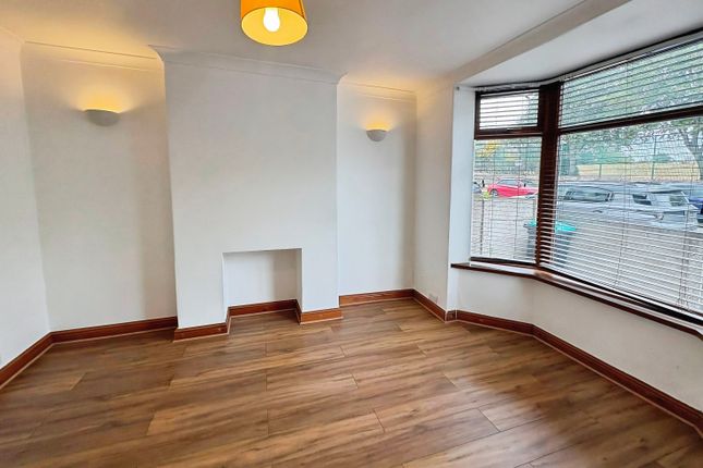 81, Littleworth, Forest Town, Mansfield photo 5