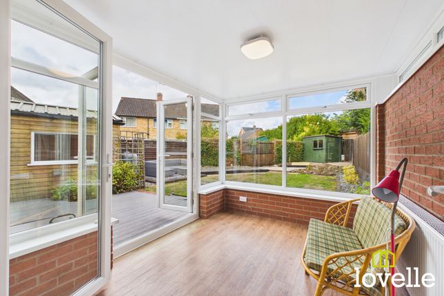 9 St. Davids Close, Cottingham photo 4