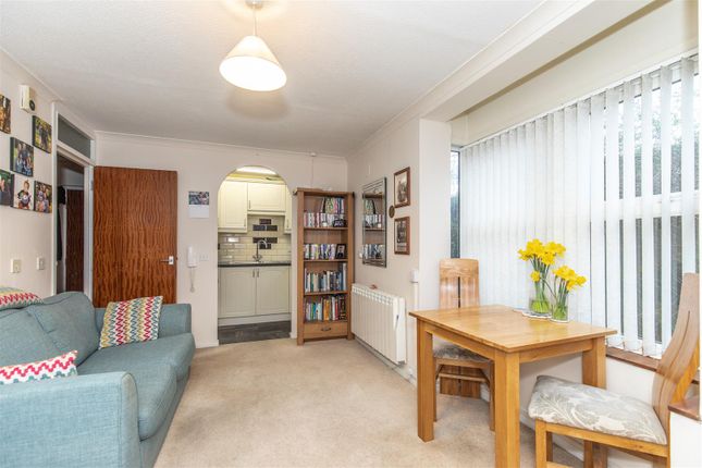 Flat for sale in Gainsborough Lodge, South Farm Road, Worthing