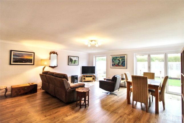 9, Caunter Road, Newbury photo 2