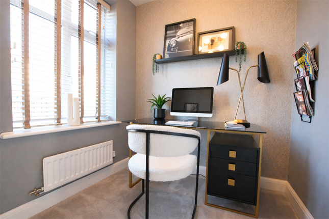 2, Skylark Street, Crowborough photo 4