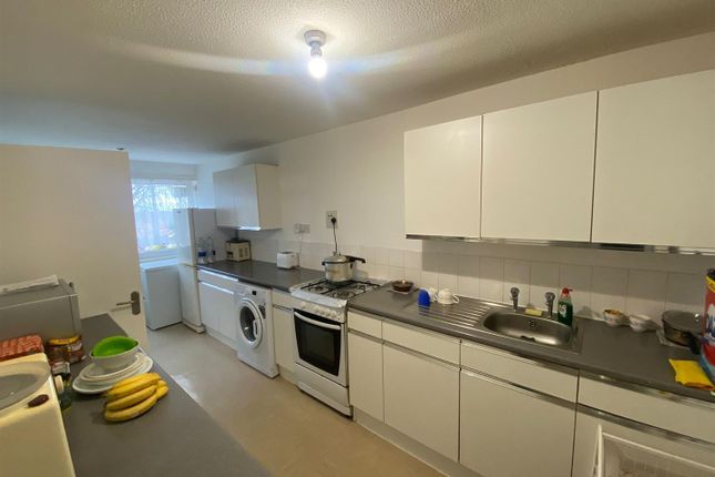 Kitchen.Jpg