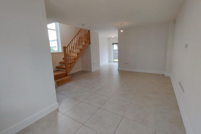 5, Newcourt Drive Exeter, Devon photo 5