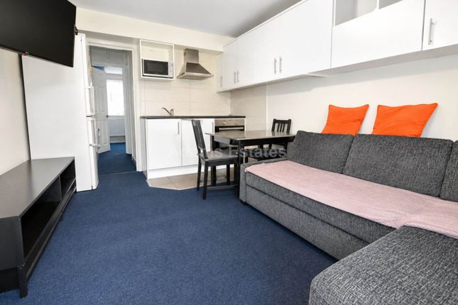 Flat 1, Elm Road, Reading photo 2