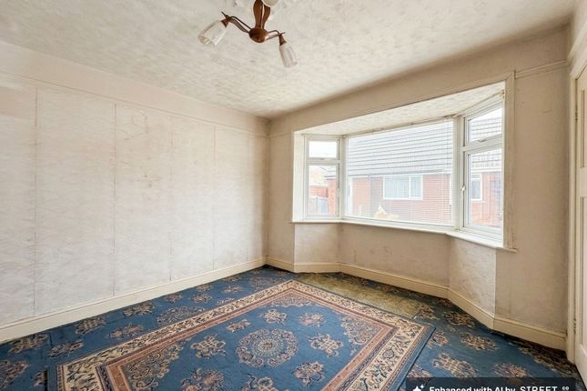 Moorside The Pentagon, Southampton photo 4