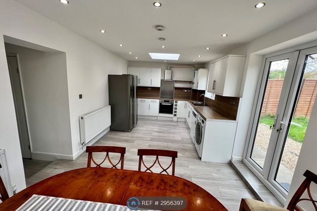 Eltham Green Road Kidbrook Village, Kidbrook Village, London photo 4