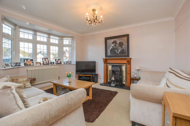 66, Oliver Road, Brentwood photo 2