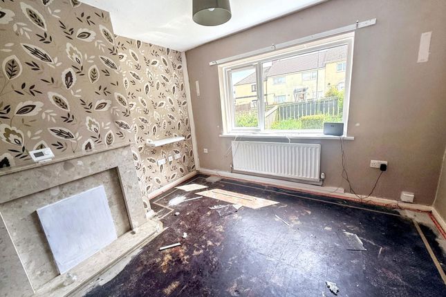 4, Kirkfield Gardens, Stanley photo 3
