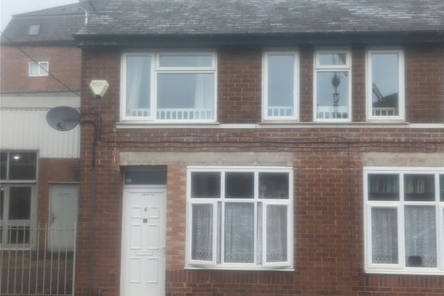 Thumbnail Flat to rent in Oswald Road, Oswestry, Shropshire