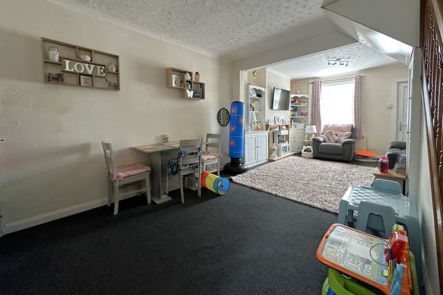 57, Albert Road, Deal photo 3