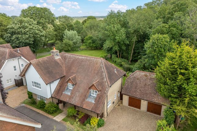 4 Aldous Court, Royston photo 4