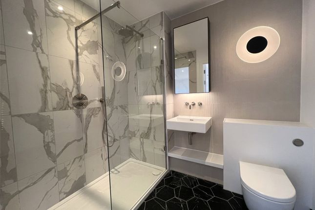 Apartment 163, Herland Court,, Carnwath Road, London photo 4