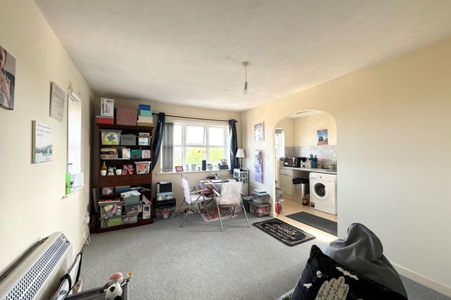 22,Flat 3, Brandon Way, Birchington photo 2