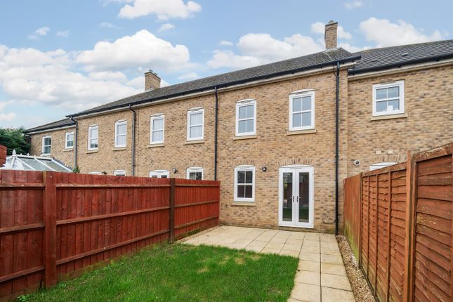 Town house for sale in Ashton Gate, Flitwick