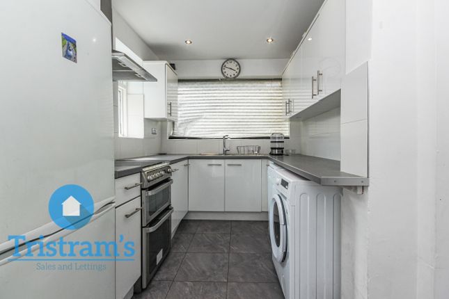 23, Seven Oaks Crescent, Nottingham photo 4
