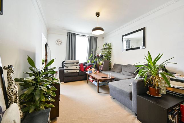 Thumbnail Flat to rent in Hogarth Road, Earls Court, London