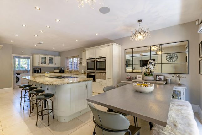 3, Alderson Court, Ascot photo 3