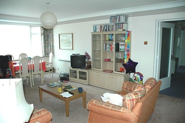 16 St Margarets, London Road, Guildford photo 4