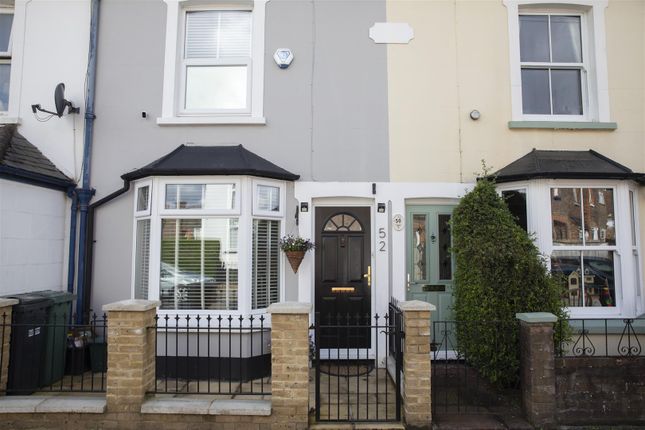 Thumbnail Terraced house for sale in Redstone Road, Redhill