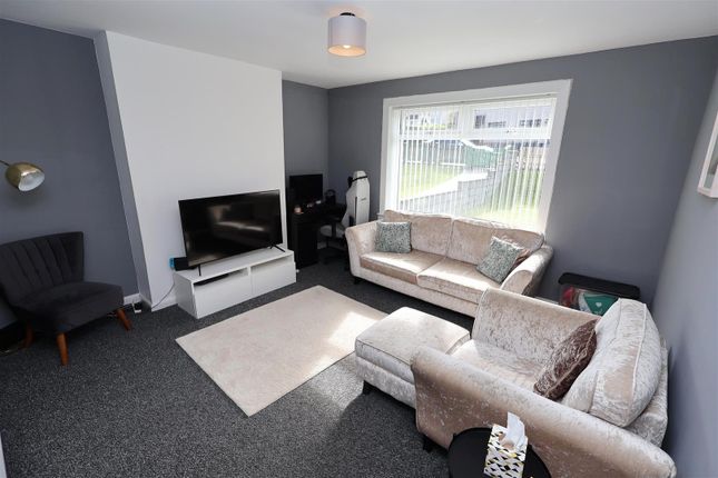 127, Kirn Drive, Gourock photo 2
