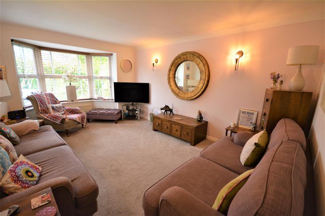 6, Kellaw Close, Bishop Auckland photo 2