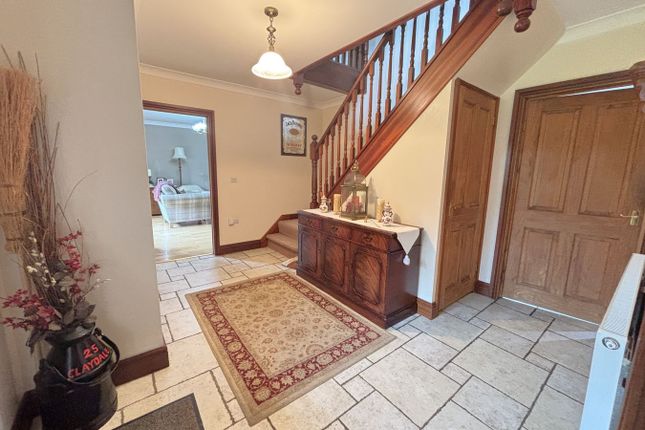 25, Heol Waunyclun, Trimsaran photo 3