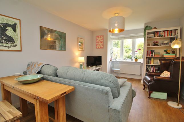 34, Oak Tree Close, Rowlands Castle photo 2