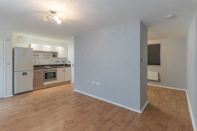 38 Ariel Reach, Newport photo 3