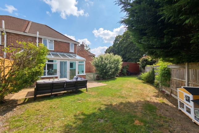 48, Testwood Crescent, Southampton photo 2