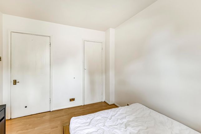 Flat for sale in The Copse, Fortis Green, London