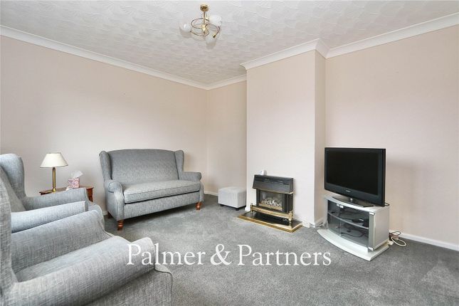 326, Hawthorn Drive, Suffolk photo 4