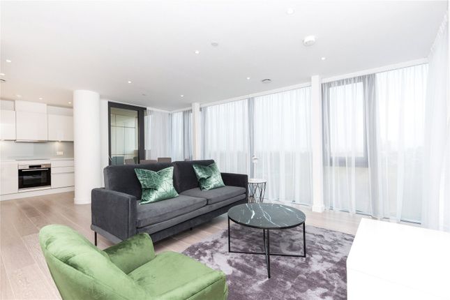 Flat to rent in City North East Tower, 3 City North Place, London