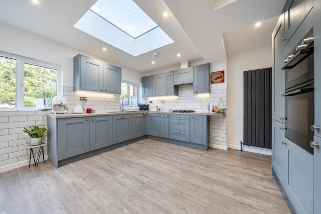Rolleston Avenue, Orpington photo 4