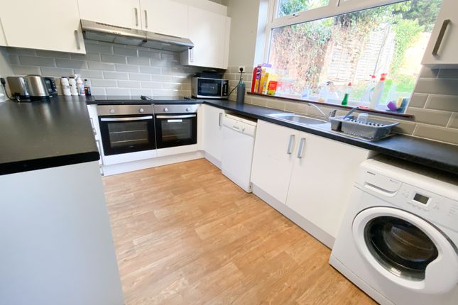 Rm 2, 43, Gerard Street, Derbys photo 2
