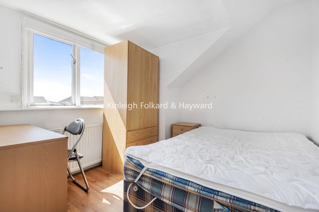 70, Wilson Avenue, Surrey photo 5