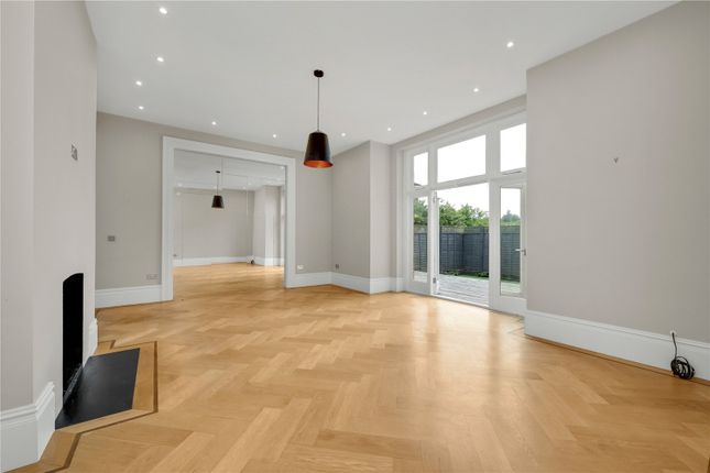 Flat 1, Leverton,, St. Georges Avenue, Surrey photo 4