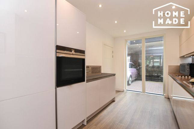 Thumbnail Flat to rent in Villiers Gardens, London