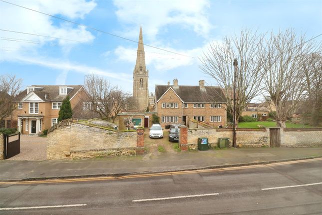 Terraced house for sale in Wood Street, Higham Ferrers