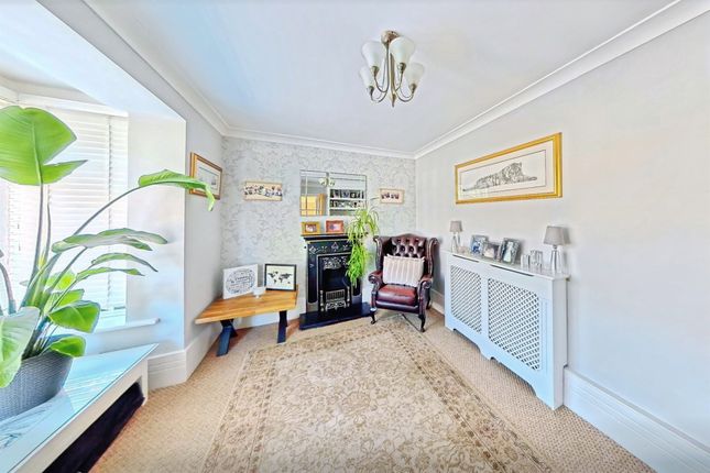 80, Nutcroft, Knebworth photo 4