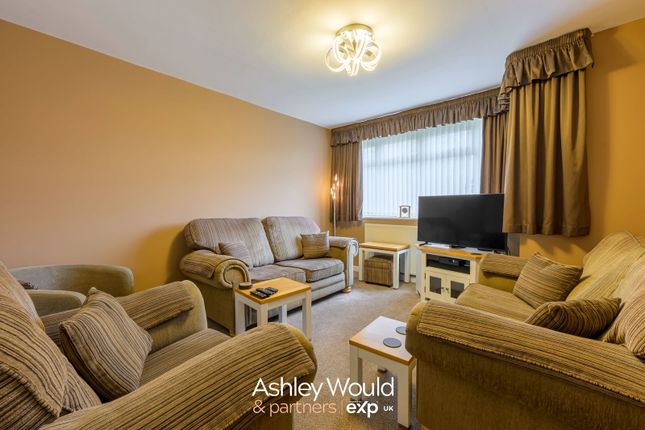 25, Wake Green Road, Tipton photo 2