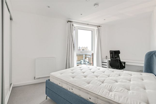Flat 15, Liberty House,, Station Road North, Surrey photo 4
