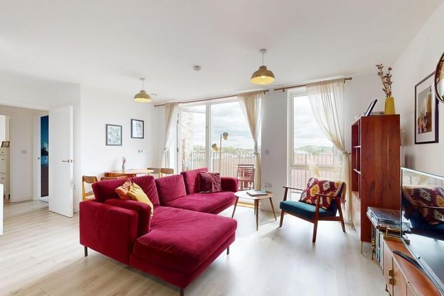 2 Bedroom For Sale At Mahindra Way, Beckton, E6 By
