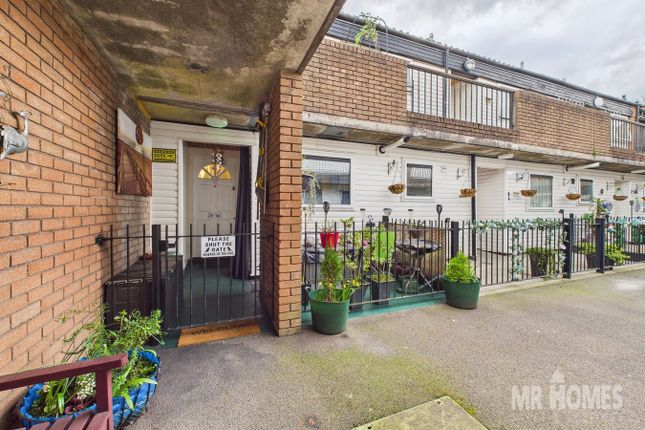 Flat 12, Hewell Court, Cardiff photo 2