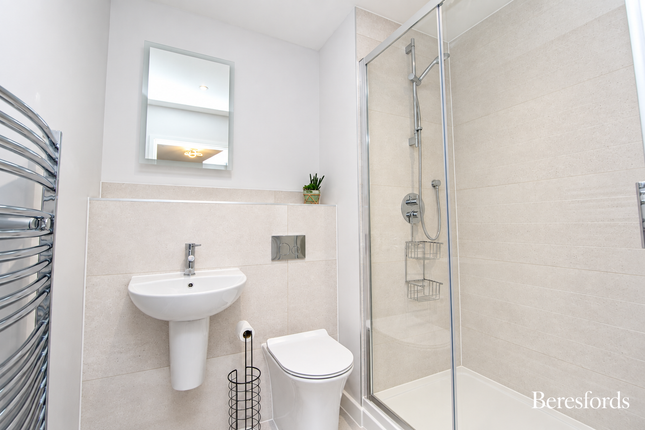 24, Ingrave House, Brentwood photo 5