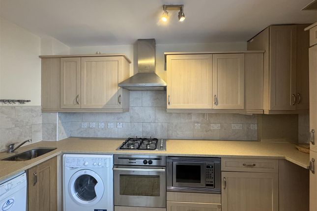 Flat 72, 1, North Bank, London photo 3