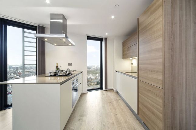 Apartment 103, Unex Tower, 7, Station Street, London photo 3