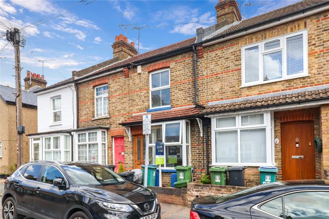 Terraced house to rent in York Road, Watford